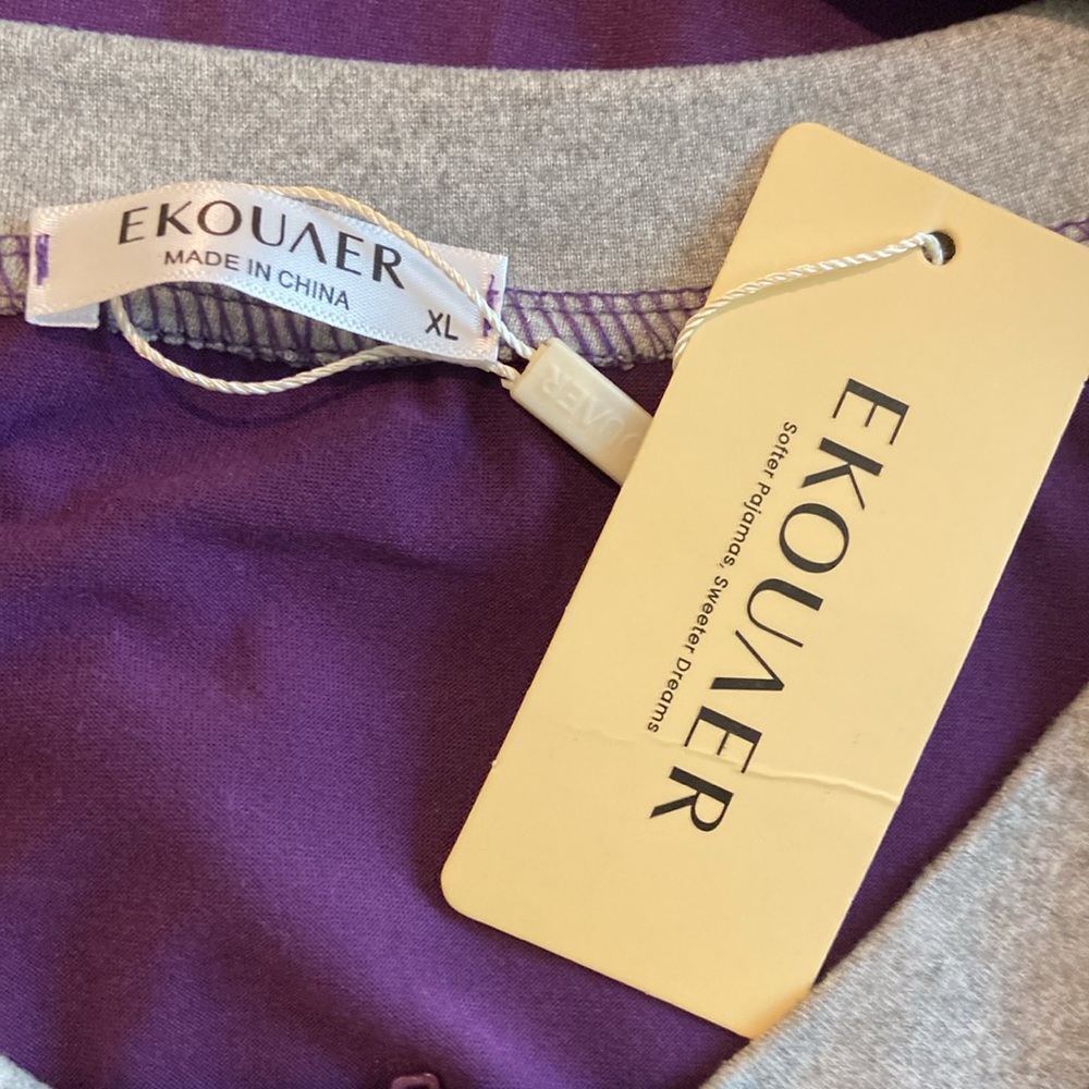 NWT Ekoauer Robe - Picture 6 of 7
